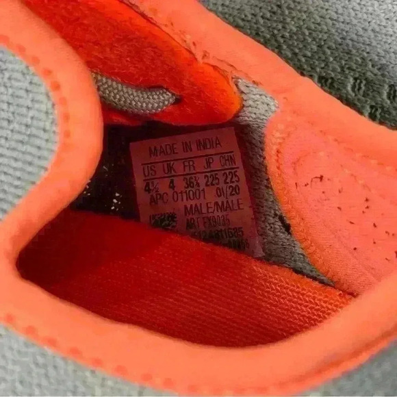 Adidas Yeezy Boost 350 V2 Desert Sage FX9035 men’s 4.5 women’s 6 - Picture 6 of 8